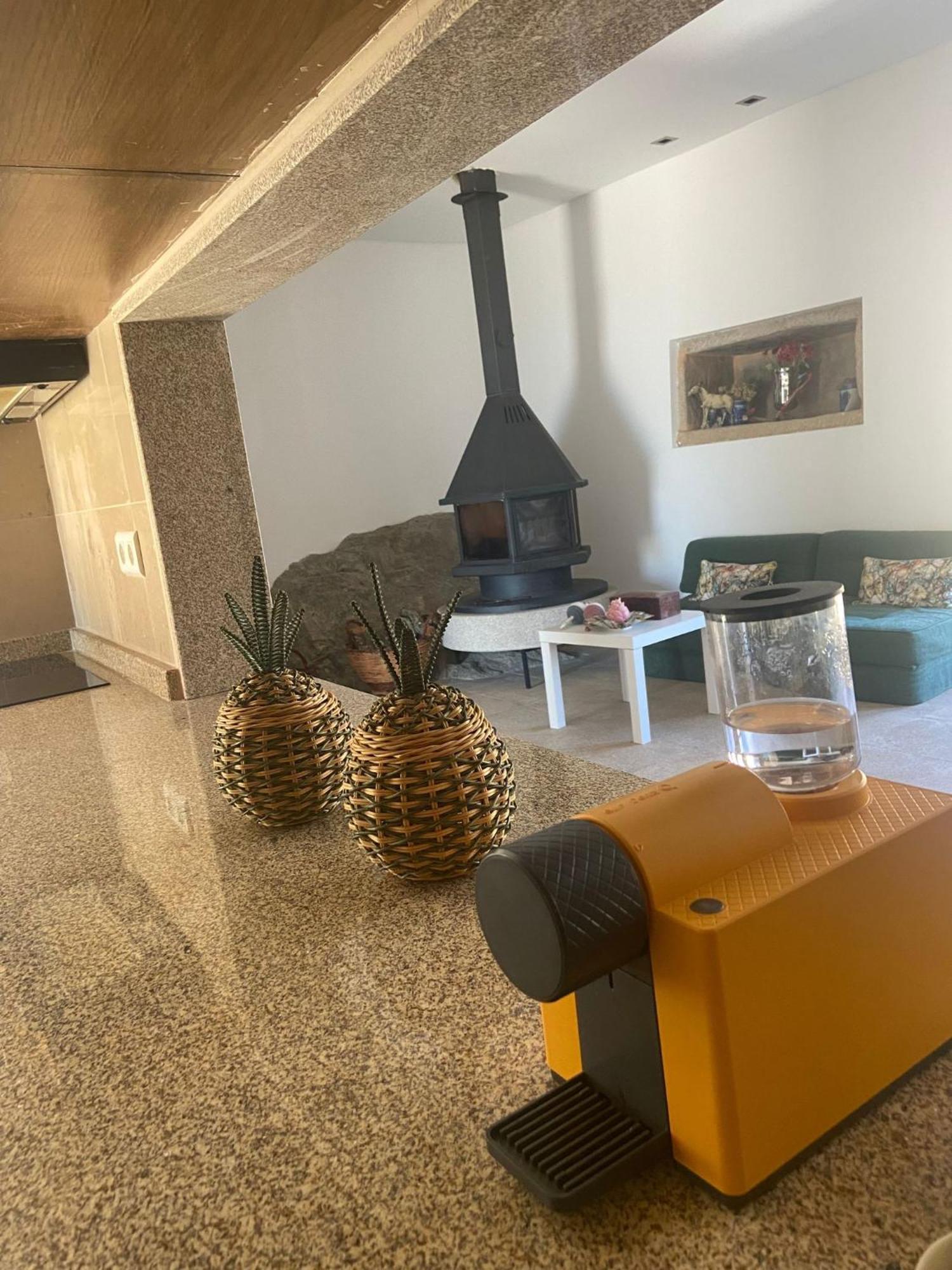 卡萨达西斯特纳酒店 菲盖拉迪卡斯特卢罗德里古 外观 照片
